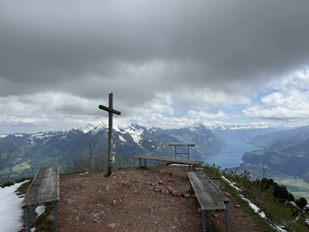 🥾 Hirzli: Gipfelglück zwischen Walensee und Zürichsee IMG 0460 1024x768