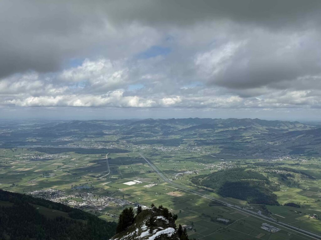 🥾 Hirzli: Gipfelglück zwischen Walensee und Zürichsee IMG 0467 1024x768