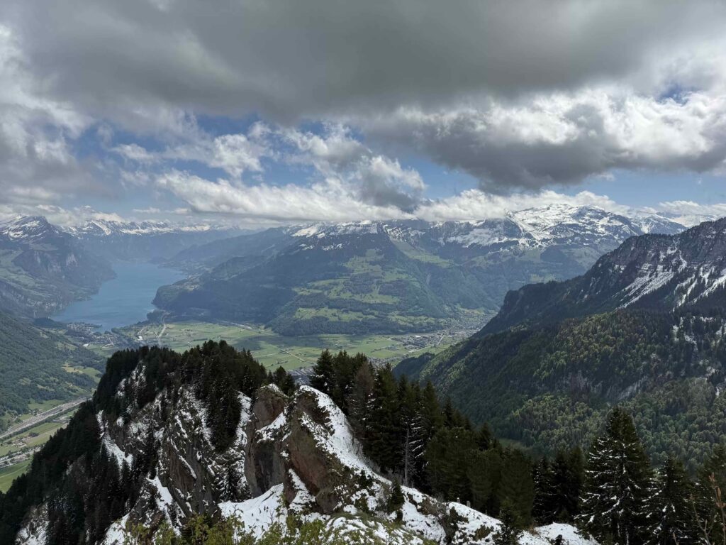 🥾 Hirzli: Gipfelglück zwischen Walensee und Zürichsee IMG 0475 1024x768