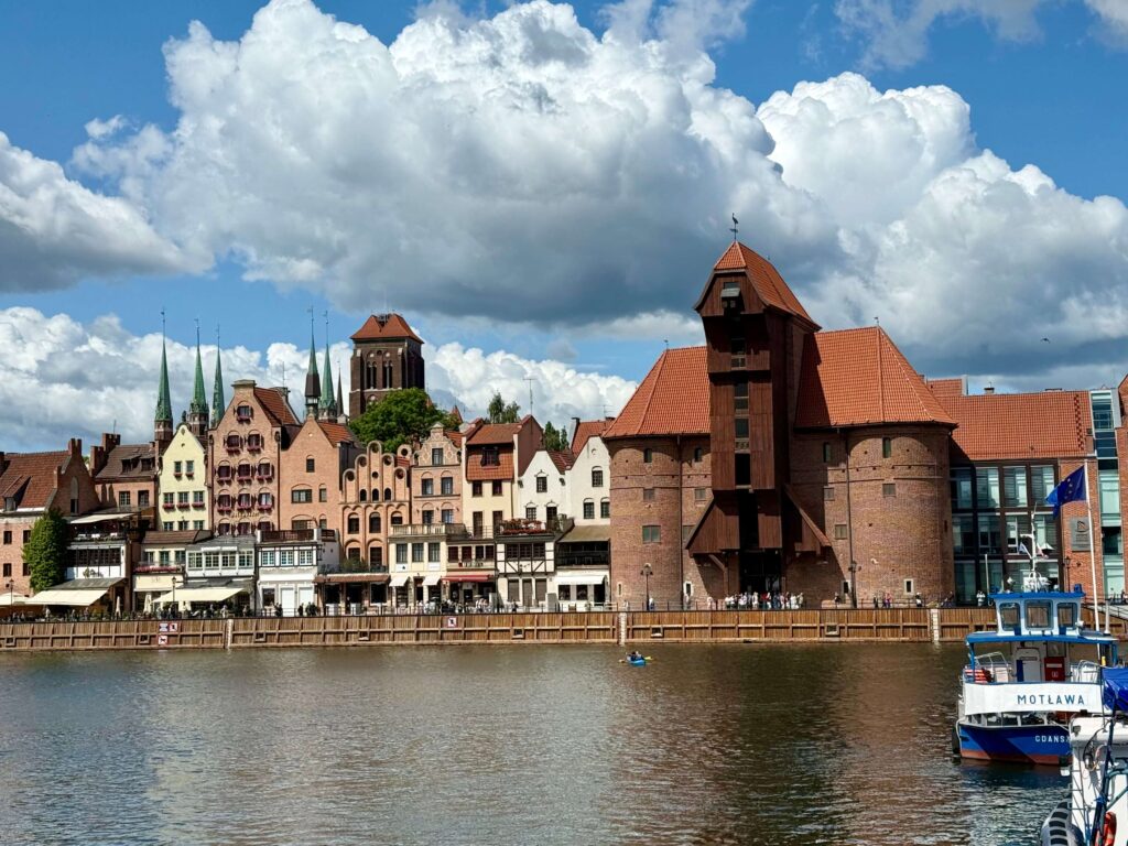 ✈️ Danzig in 3 Tagen: Geschichte, Ostsee & überraschend viel Charme (2025) Krantor 1024x768