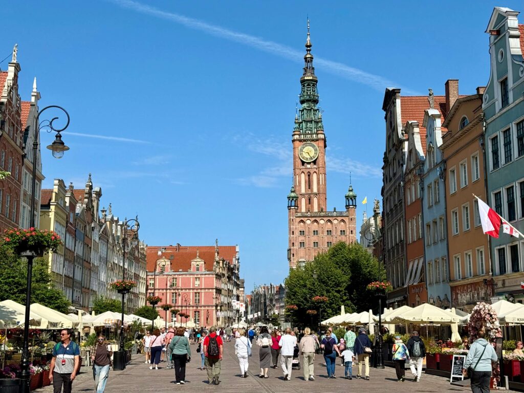 ✈️ Danzig in 3 Tagen: Geschichte, Ostsee & überraschend viel Charme (2025) Langgasse 1024x768