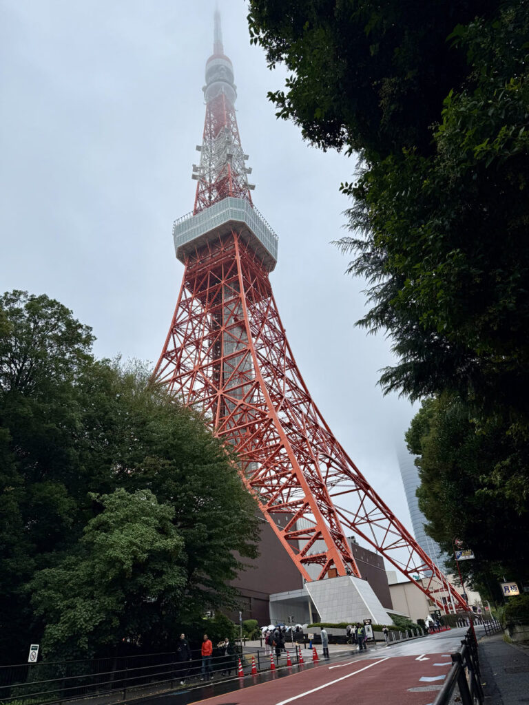 ✈️ 2.5 Wochen Japan: Von der Megacity Tokio bis nach Fukuoka (2025) Tokyo Tower 768x1024