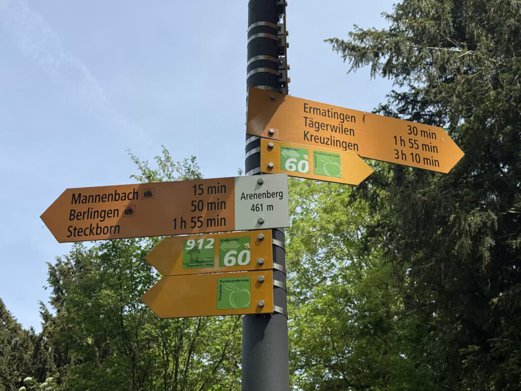 🥾 Wanderung Kreuzlingen – Steckborn: Bodensee, Arenenberg & Badeplatz Wegweiser Arenenberg 1024x768